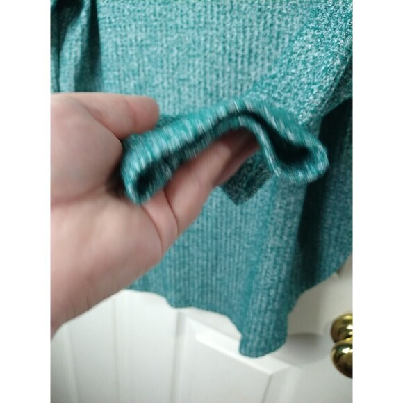 St. Johns Bay Green Waffle Turtleneck Long Sleeve Curved Hemline Top. Size PL - Picture 9 of 11
